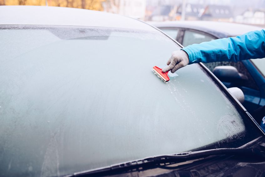 How Does Winter Affect Your Windshield? 4 Maintenance Tips